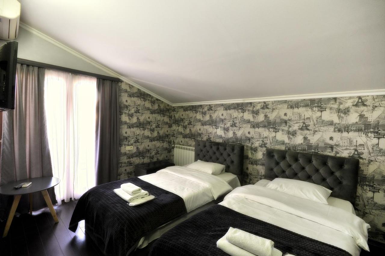 Hotel Majestic Tbilisi Exterior photo